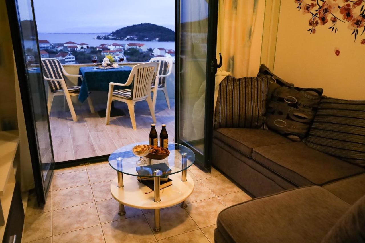Booking Franov Residence On Island Ugljan With The Pool, Bbq And Beautiful Sea-View! Кали Экстерьер фото